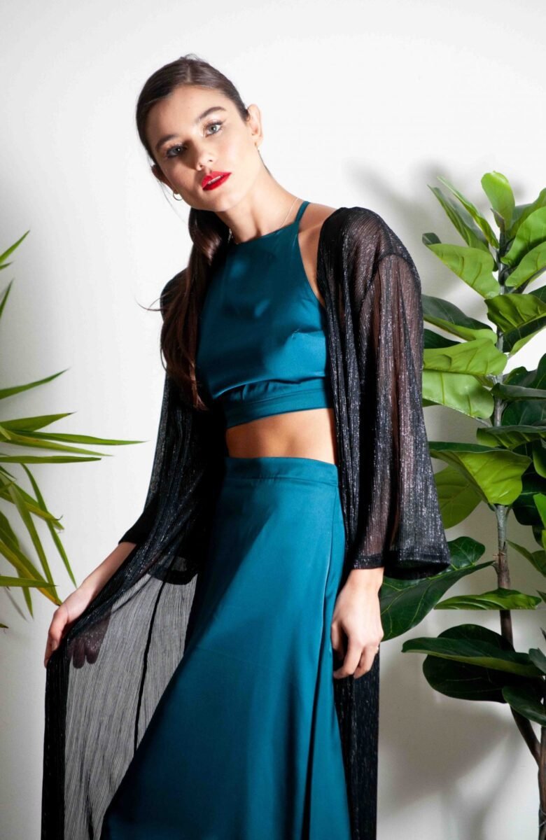 kimono maxi plisado negro 04